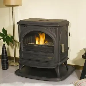 8 kW anthrazitfarbener Holzofen PETIT CARVIN – GODIN